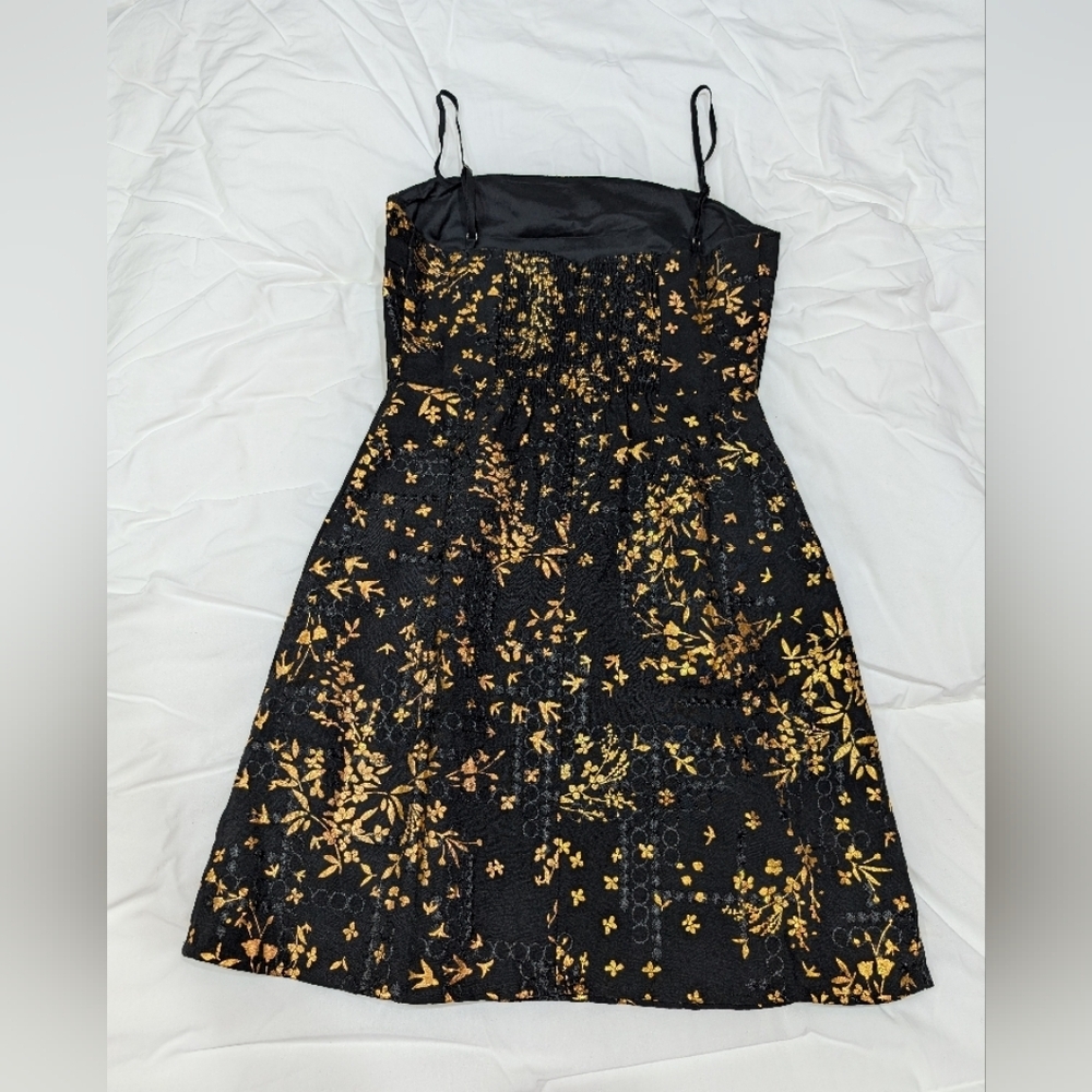 BNWT Rihoas / S / XL  / Black and Gold Floral Mini - Picture 2 of 3